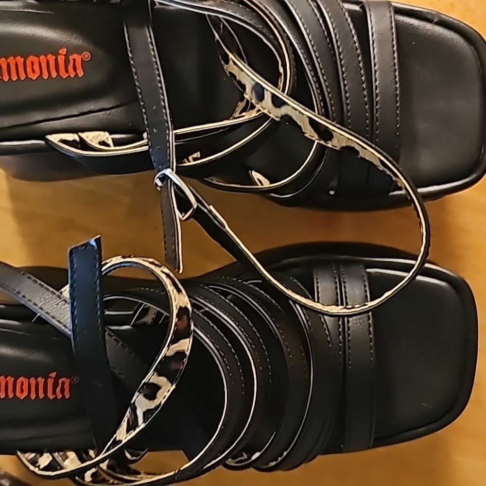 Demonia platforms
